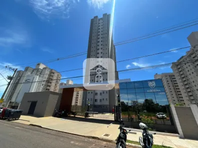 Apartamento com 2 Quartos para alugar, 48m² no Laranjeiras, Uberlândia