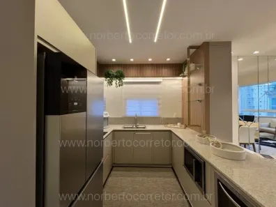 Apartamento com 3 Quartos à venda, 125m² no Meia Praia, Itapema