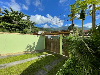 Casa com 3 Quartos para alugar, 90m² no Água Branca, Ilhabela