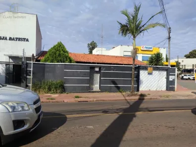 Casa com 3 Quartos para alugar, 190m² no Antares, Londrina