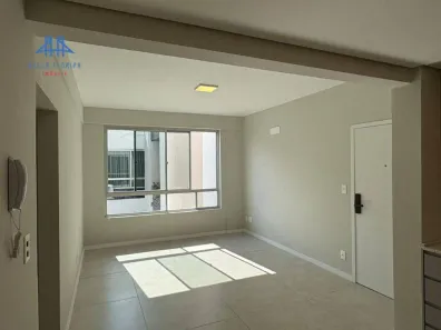 Apartamento com 3 Quartos à venda, 94m² no Agronômica, Florianópolis