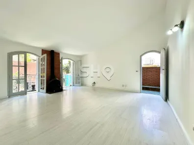 Sobrado com 3 Quartos para alugar, 269m² no Sumaré, São Paulo
