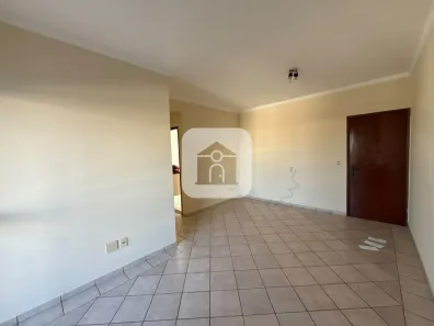 Apartamento com 2 Quartos para alugar, 96m² no Umuarama, Uberlândia