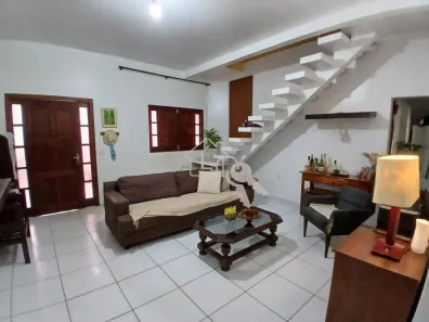 Casa com 4 Quartos para venda ou aluguel, 231m² no Nova Floresta, Porto Velho