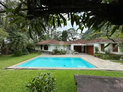 Casa com 5 Quartos à venda, 408m² no Granja Guarani, Teresópolis