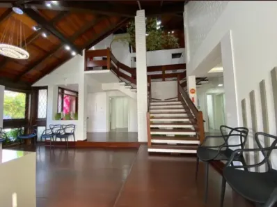 com 12 Quartos para alugar, 262m² no Anita Garibaldi, Joinville