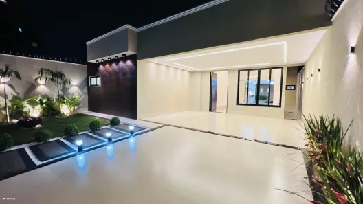 Casa com 3 Quartos à venda, 232m² no Parque Amazônia, Goiânia