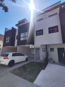 Sobrado com 3 Quartos à venda, 150m² no Cajuru, Curitiba