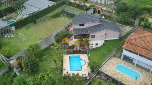 Fazenda/Sítio com 4 Quartos à venda, 1000m² no Curral, Ibiúna