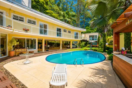 Casa com 6 Quartos para alugar, 1000m² no Jardim Marajoara, São Paulo