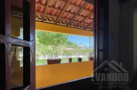 Casa com 3 Quartos à venda, 170m² no Papucaia, Cachoeiras de Macacu