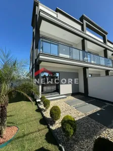 Sobrado com 2 Quartos à venda, 77m² no Joaia, Tijucas