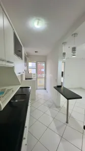 Apartamento com 2 Quartos à venda, 67m² no Barreiros, São José