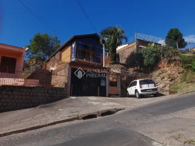 Casa com 2 Quartos à venda, 132m² no Glória, Porto Alegre