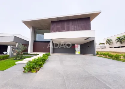Sobrado com 5 Quartos à venda, 449m² no Jardins Itália, Goiânia