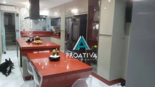 Sobrado com 3 Quartos à venda, 168m² no Vila Valparaíso, Santo André