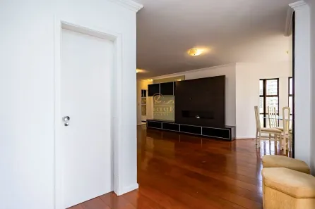 Apartamento com 3 Quartos para alugar, 108m² no Batel, Curitiba