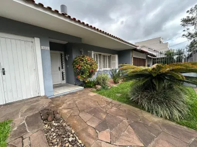 Casa com 3 Quartos à venda, 204m² no Jardim Itu, Porto Alegre