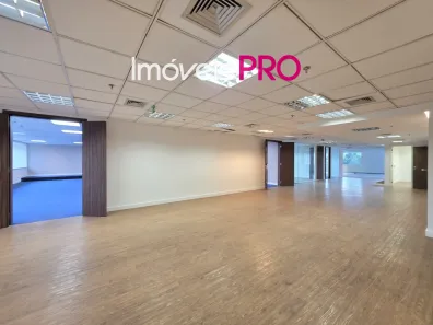 Imóvel Comercial para alugar, 828m² no Chácara Santo Antônio (Zona Sul), São Paulo