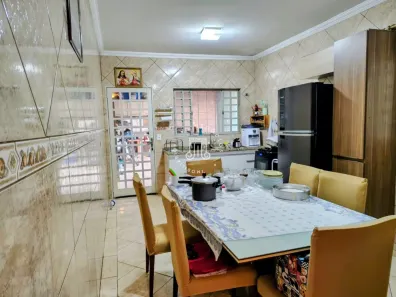 Sobrado com 3 Quartos à venda, 126m² no Tulipas, Jundiaí