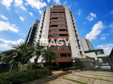Apartamento com 3 Quartos para alugar, 132m² no Centro, Florianópolis