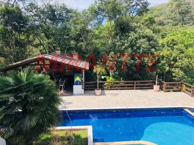 Sobrado com 4 Quartos à venda, 355m² no Caraguatá, Mairiporã