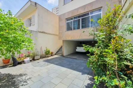Casa com 4 Quartos à venda, 220m² no Vila Gumercindo, São Paulo