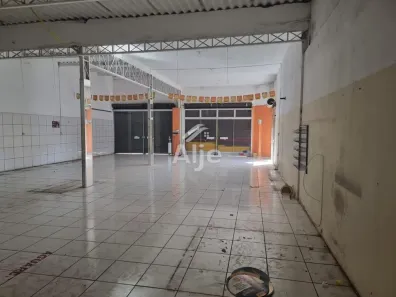 Imóvel Comercial à venda, 210m² no Palmital, Marília