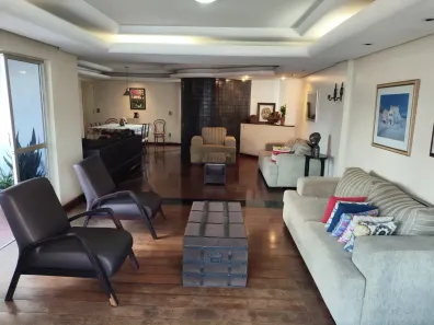 Apartamento com 4 Quartos à venda, 233m² no Setor Bueno, Goiânia