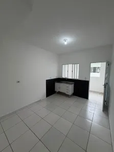 Casa com 2 Quartos para alugar, 50m² no Portais (Polvilho), Cajamar