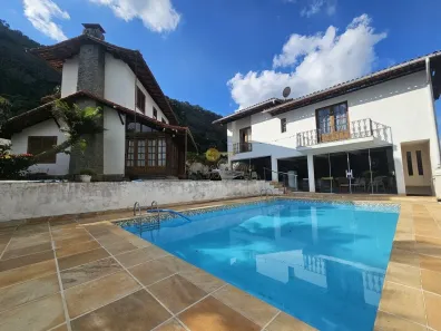 Casa de Condomínio com 5 Quartos à venda, 256m² no Cruzeiro, Teresópolis