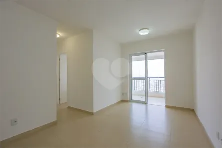 Apartamento com 3 Quartos para alugar, 70m² no Vila Andrade, São Paulo