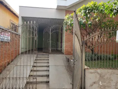 Casa com 3 Quartos à venda, 160m² no Centro, Araraquara