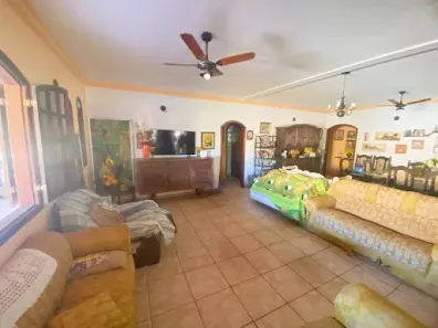 Casa com 5 Quartos à venda, 512m² no Areal, Araruama