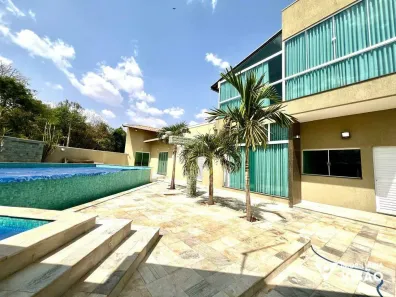 Casa com 3 Quartos à venda, 197m² no Jardim Nenê Gomes, Uberaba