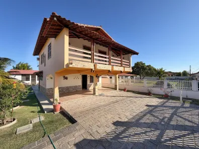 Casa com 4 Quartos à venda, 220m² no Centro (Praia Seca), Araruama