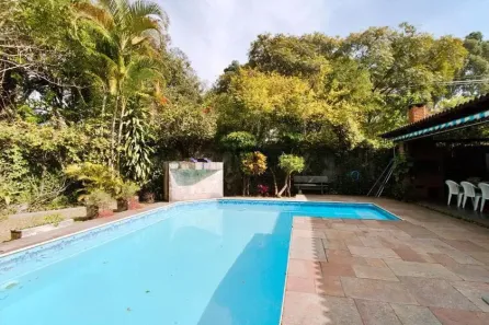 Sobrado com 5 Quartos à venda, 650m² no Jardim Leonor, São Paulo