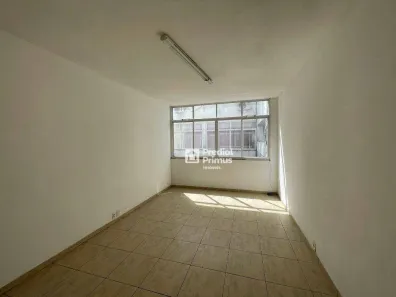 Sala Comercial à venda, 30m² no Centro, Nova Friburgo