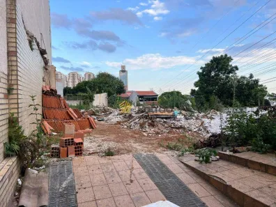 Lote/Terreno à venda, 803m² no Vila Gilda, Santo André