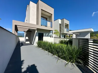 Casa com 2 Quartos à venda, 87m² no Alto Aririú, Palhoça
