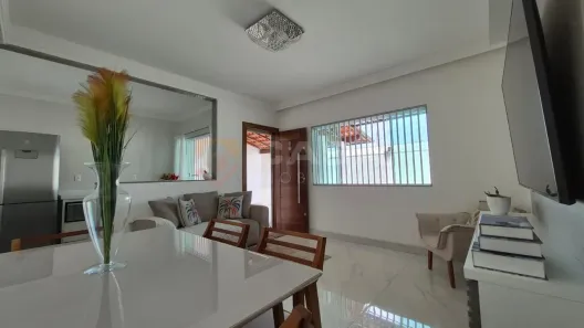 Casa com 3 Quartos à venda, 200m² no Morada de Laranjeiras, Serra