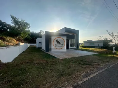 Casa de Condomínio com 4 Quartos à venda, 250m² no Condomínio Serra dos Bandeirantes, Mário Campos