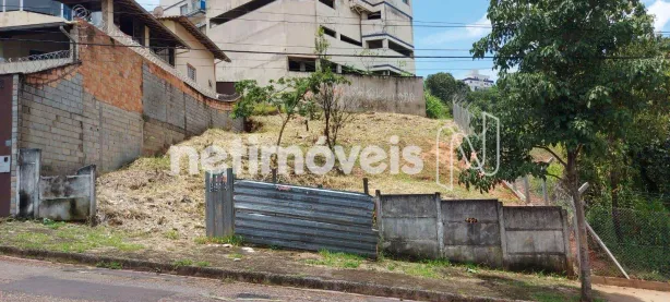 Lote/Terreno à venda, 437m² no Manacás, Belo Horizonte