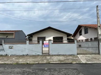 Casa com 3 Quartos para alugar, 70m² no Adhemar Garcia, Joinville