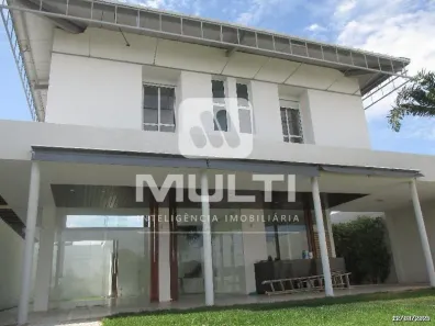 Casa com 3 Quartos à venda, 200m² no Jardim Inconfidência, Uberlândia