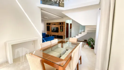 Casa com 3 Quartos à venda, 205m² no Glória, Macaé