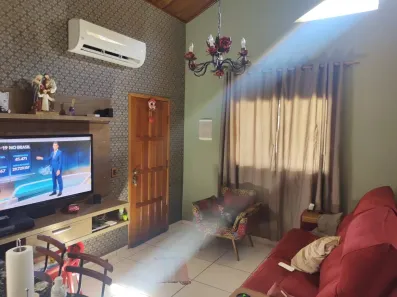 Casa com 2 Quartos à venda, 68m² no Vista Alegre, Taubaté