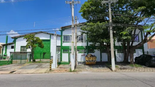Galpão/Depósito/Armazém à venda, 2500m² no Chácaras São Bento, Valinhos