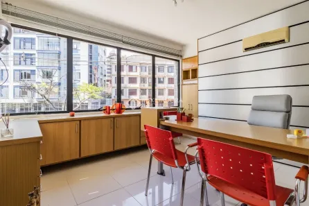 Sala Comercial com 1 Quarto à venda, 38m² no Petrópolis, Porto Alegre