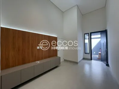 Casa com 3 Quartos à venda, 134m² no Novo Mundo, Uberlândia